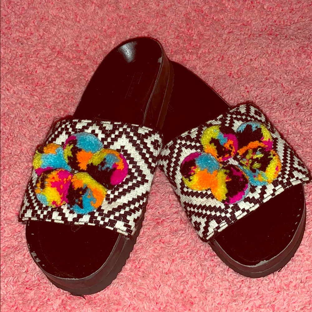 Multicolored Woven Slides